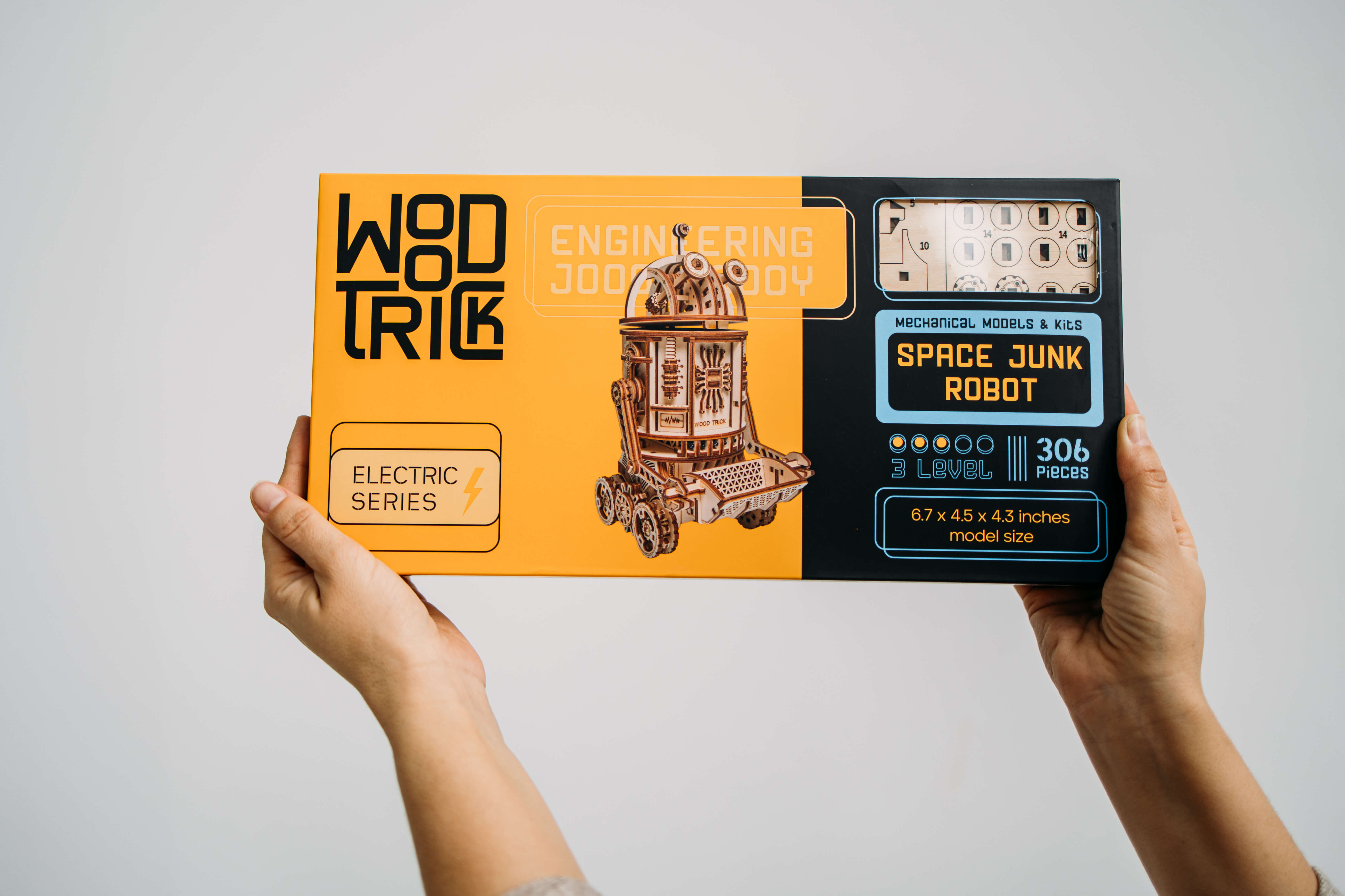 Robot de Basura Espacial (sensor eléctrico) image-7 Español