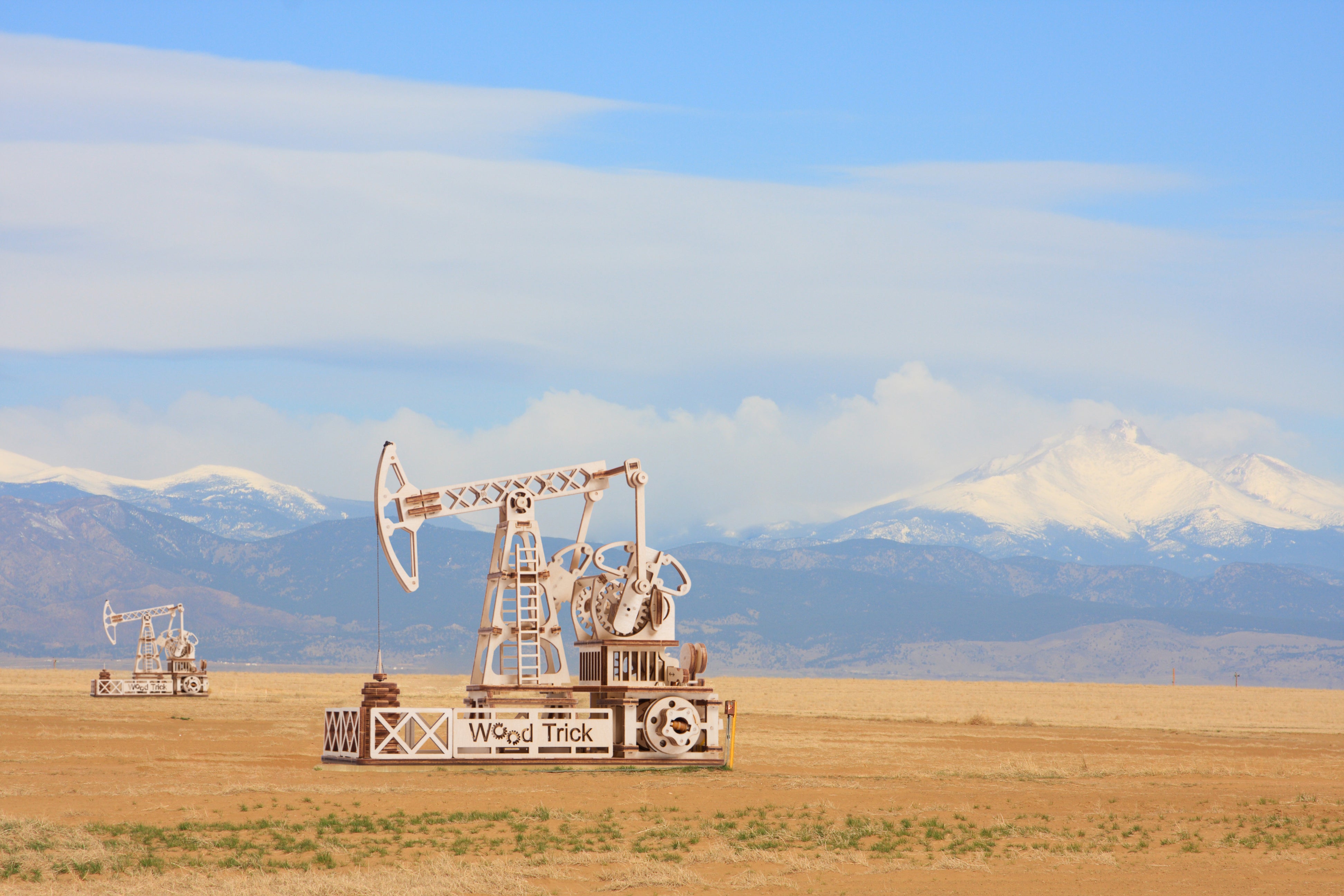 Oil Derrick - WoodTrick's Wooden 3D mechanical model kit. No glue or cutting required Construction set